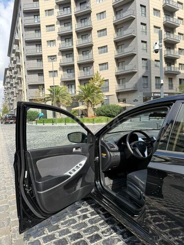 Hyundai Accent 2013, 172,000 km - 1.6 l - Bakı