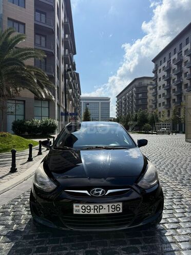 Hyundai Accent 2013, 172,000 km - 1.6 l - Bakı