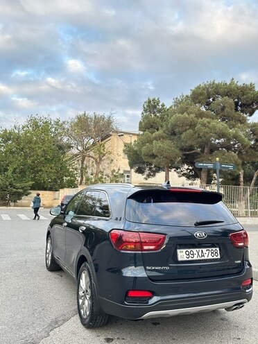 Kia Sorento 2018, 157,200 km - 2.0 l - Bakı