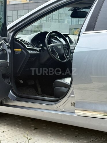 Hyundai Grandeur 2014, 240,000 km - 2.2 л - Bakı