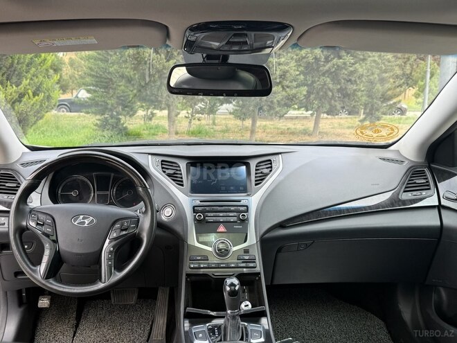 Hyundai Grandeur 2014, 240,000 km - 2.2 л - Bakı