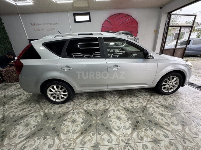 Kia  2010, 335,905 km - 1.6 l - Qəbələ