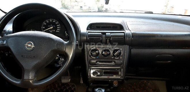 Opel Corsa 1999, 185,000 km - 1.2 л - Bakı