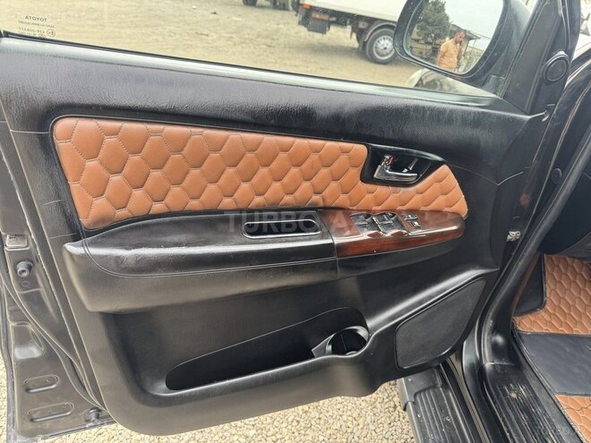 Toyota Fortuner 2006, 27,000 km - 2.7 l - Bakı