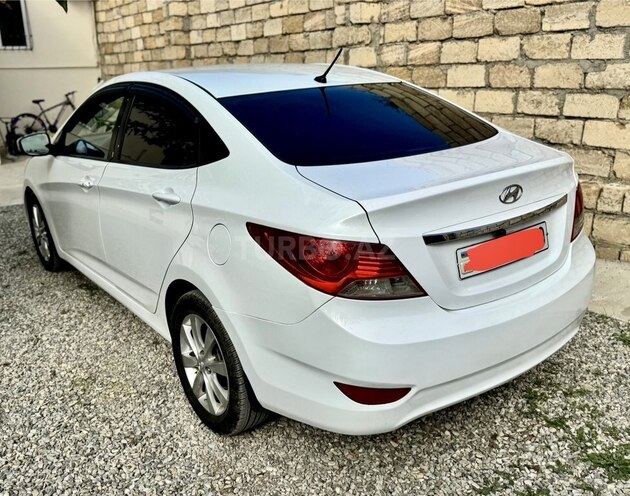 Hyundai Accent 2011, 267,000 km - 1.6 l - Bakı