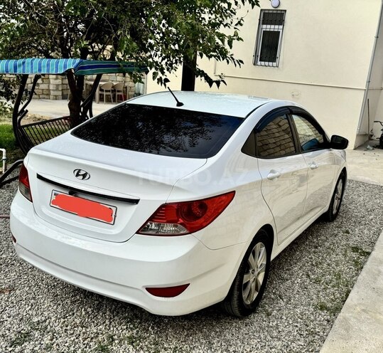 Hyundai Accent 2011, 267,000 km - 1.6 l - Bakı