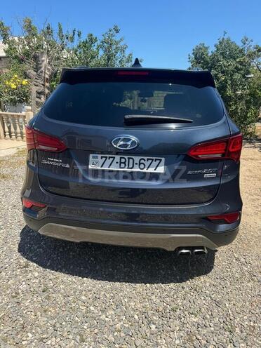 Hyundai Santa Fe-3