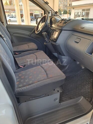 Mercedes Vito 2009, 380,000 km - 2.1 л - Bakı