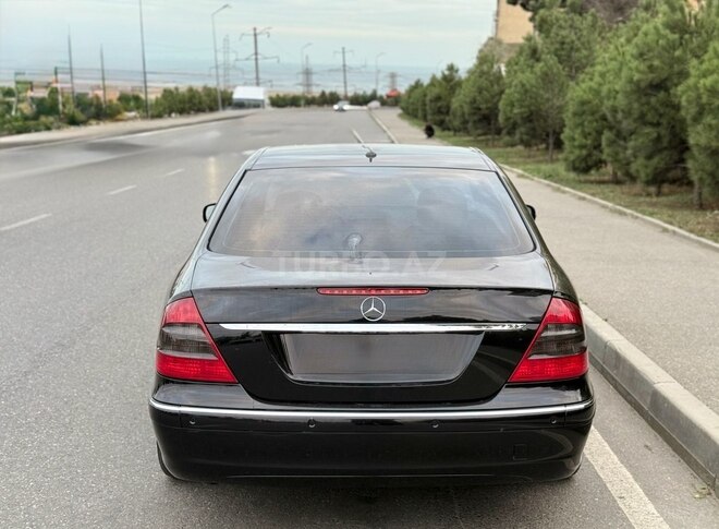 Mercedes E 220 2009, 256,400 km - 2.2 l - Bakı