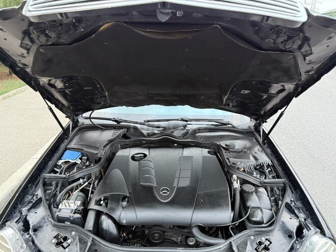 Mercedes E 220 2009, 256,400 km - 2.2 l - Bakı