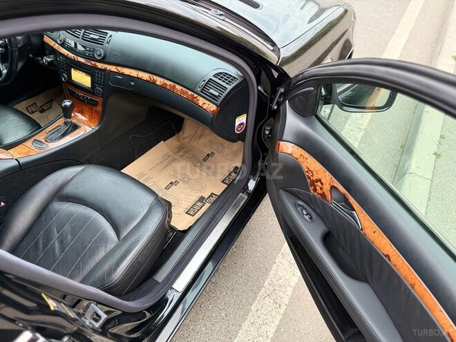 Mercedes E 220 2009, 256,400 km - 2.2 l - Bakı