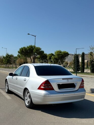 Mercedes C 180 2001, 280,000 km - 1.8 l - Bakı
