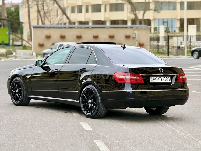 Mercedes E 220-7