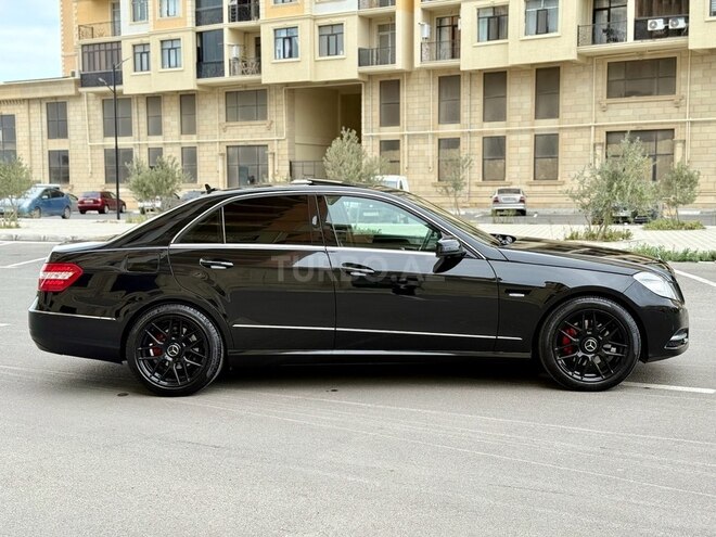 Mercedes E 220-4