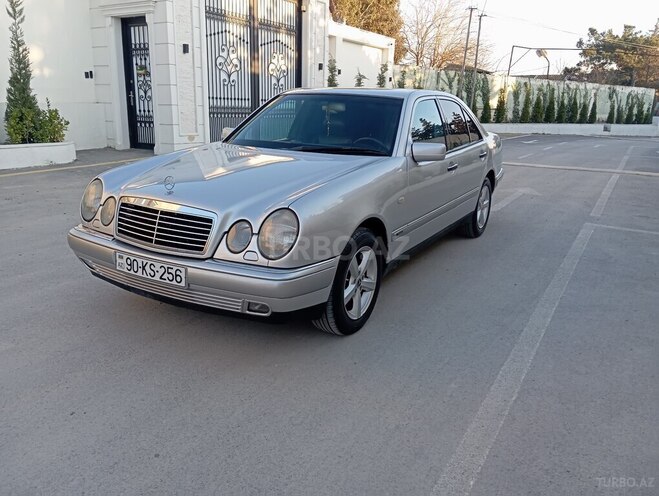 Mercedes E 220 1997, 400,000 km - 2.2 l - Bakı