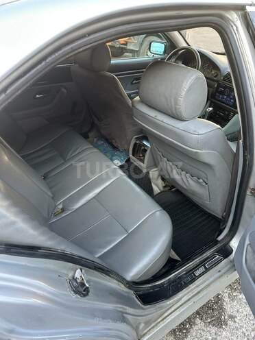 BMW 520 1997, 300,000 km - 2.0 л - Bakı