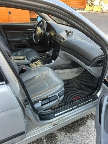 BMW 520 1997, 300,000 km - 2.0 л - Bakı