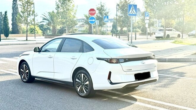 Changan Qiyuan A05 2025, 16,000 km - 1.5 л - Bakı