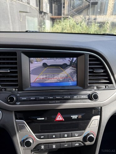 Hyundai Elantra 2017, 136,956 km - 2.0 l - Bakı