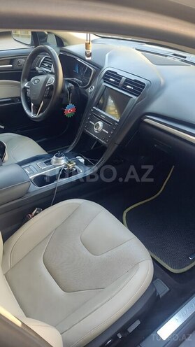Ford Fusion (North America) 2018, 90,000 km - 2.0 л - Bakı