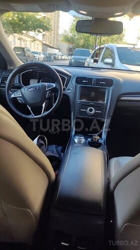 Ford Fusion (North America) 2018, 90,000 km - 2.0 л - Bakı