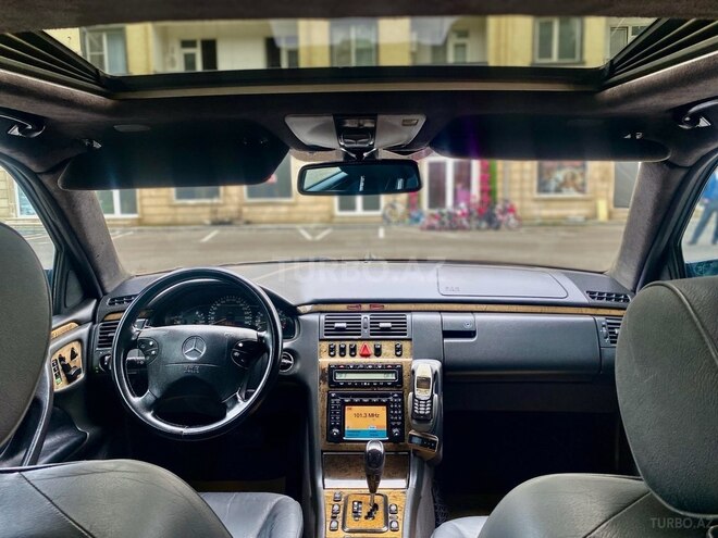 Mercedes E 320 2001, 284,500 km - 3.2 l - Masallı