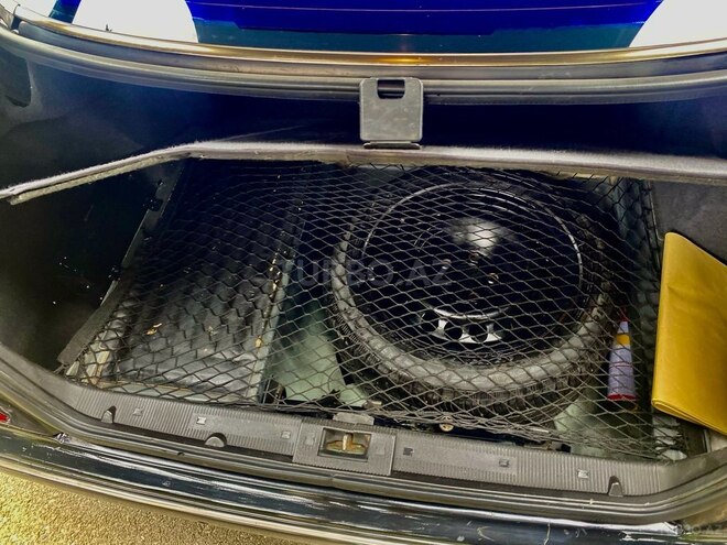 Mercedes E 320 2001, 284,500 km - 3.2 l - Masallı