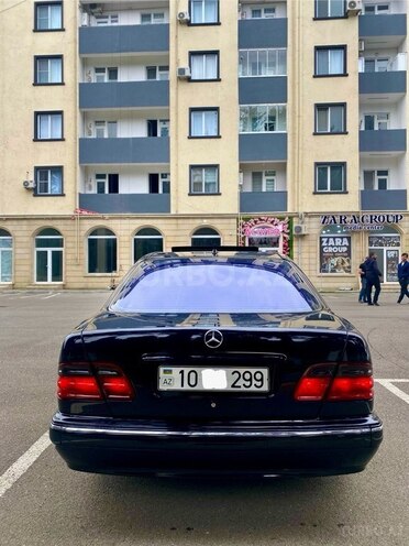 Mercedes E 320 2001, 284,500 km - 3.2 l - Masallı