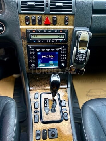 Mercedes E 320 2001, 284,500 km - 3.2 l - Masallı