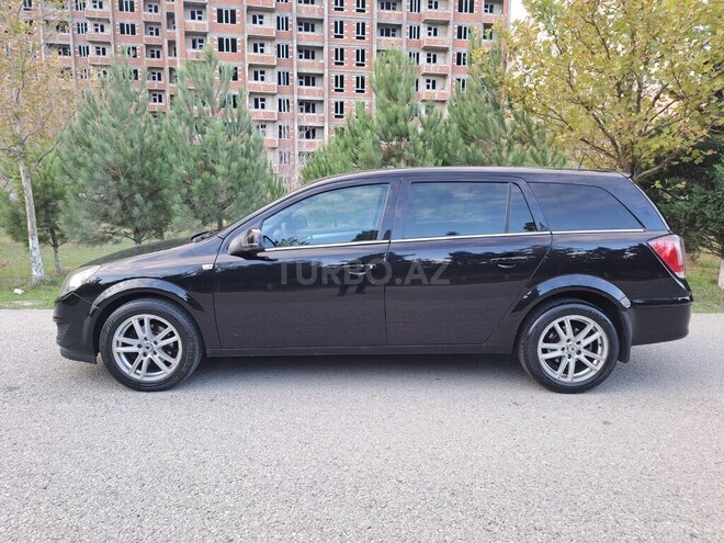 Opel Astra 2010, 285,000 km - 1.3 l - Bakı