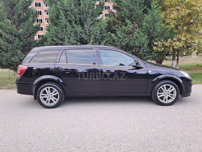 Opel Astra 2010, 285,000 km - 1.3 l - Bakı