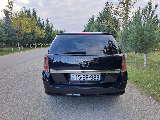 Opel Astra 2010, 285,000 km - 1.3 l - Bakı