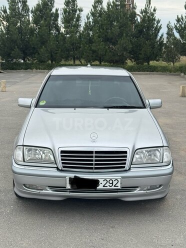 Mercedes C 220 1999, 340,000 km - 2.2 l - Sumqayıt