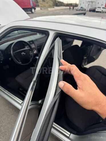 Mercedes C 220 1999, 340,000 km - 2.2 l - Sumqayıt
