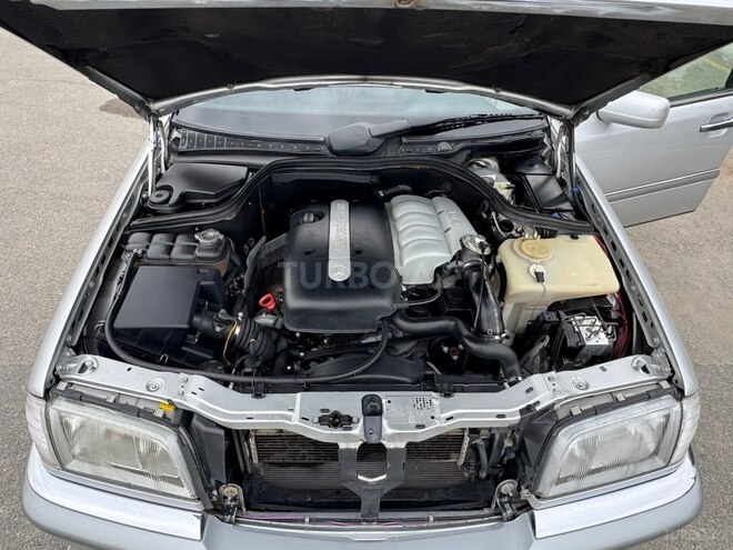 Mercedes C 220 1999, 340,000 km - 2.2 l - Sumqayıt