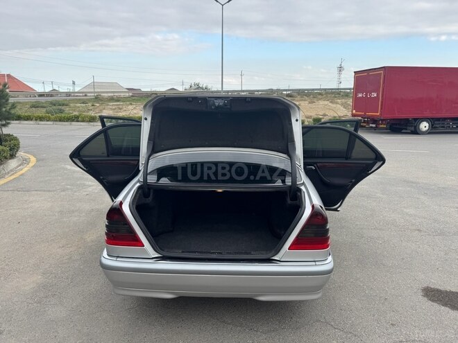 Mercedes C 220 1999, 340,000 km - 2.2 l - Sumqayıt
