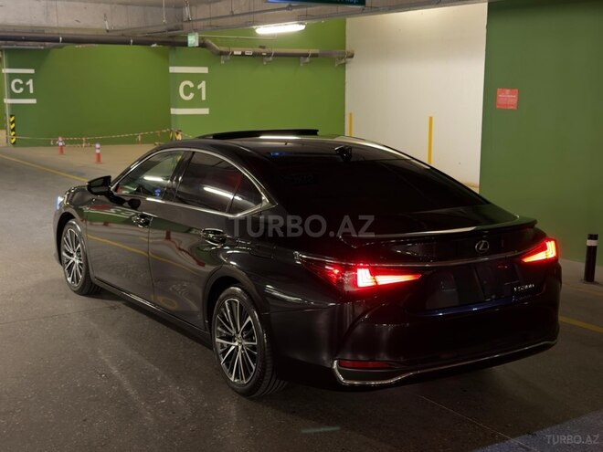 Lexus ES 300h 2024, 64,000 km - 2.5 l - Bakı