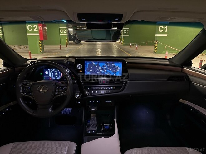 Lexus ES 300h 2024, 64,000 km - 2.5 l - Bakı
