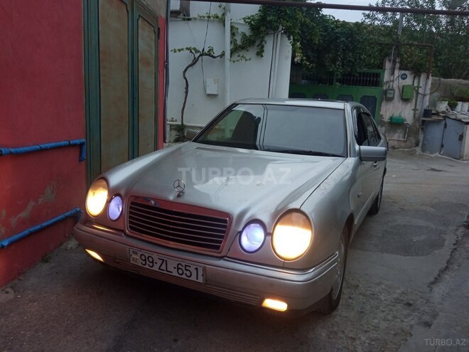 Mercedes E 230 1996, 252,630 km - 2.3 л - Bakı