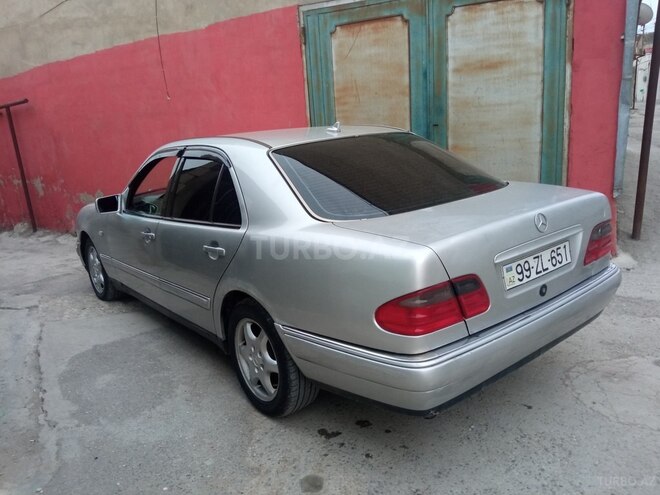 Mercedes E 230 1996, 252,630 km - 2.3 л - Bakı