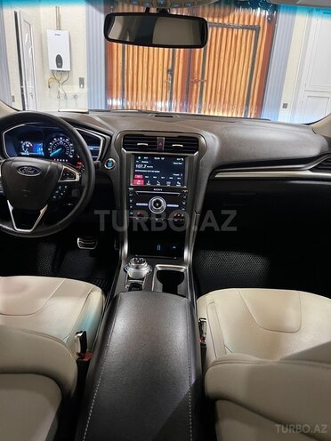 Ford Fusion (North America) 2018, 254,000 km - 2.0 л - Bakı