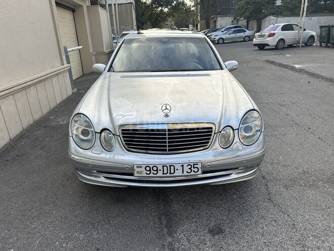 Mercedes E 270 2002, 235,000 km - 2.7 l - Bakı