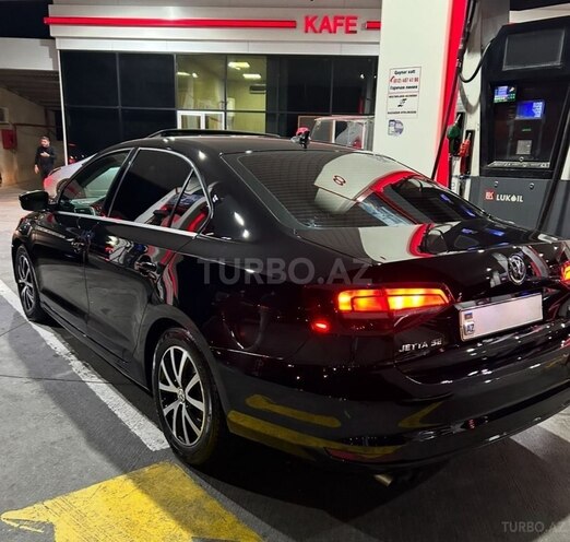Volkswagen Jetta 2017, 210,000 km - 1.4 l - Bakı