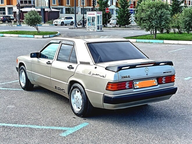 Mercedes 190 1991, 253,652 km - 2.0 l - Sumqayıt