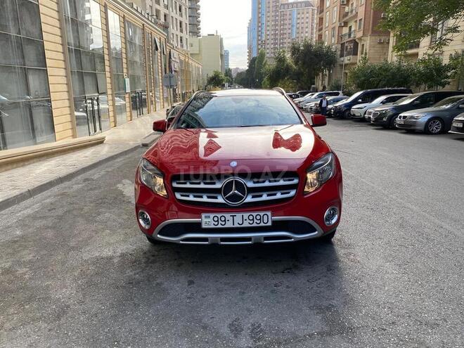 Mercedes GLA 250 4MATIC 2017, 59,400 km - 2.0 l - Bakı