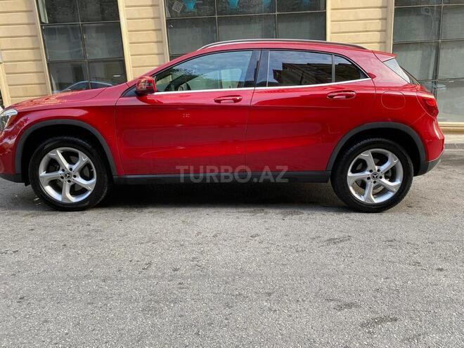 Mercedes GLA 250 4MATIC 2017, 59,400 km - 2.0 l - Bakı