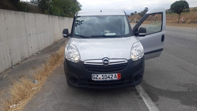 Fiat Doblo 2015, 176,000 km - 1.3 l - Bakı
