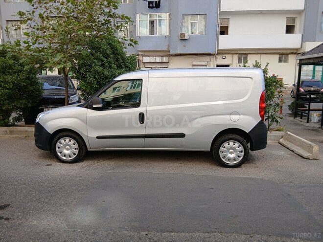 Fiat Doblo 2015, 176,000 km - 1.3 l - Bakı