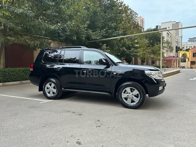 Toyota Land Cruiser-4