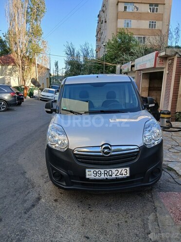 Fiat Doblo 2015, 176,000 km - 1.3 l - Bakı